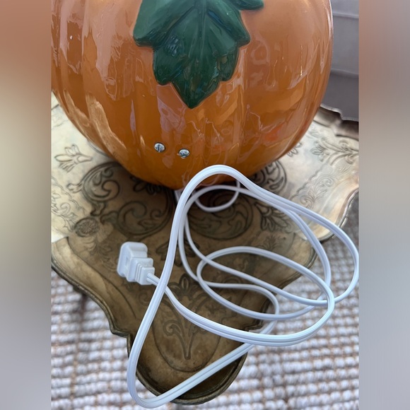 Ceramic Witch Black Cat Pumpkin Jack O Lantern Hand Painted Halloween Decor - Picture 5 of 6